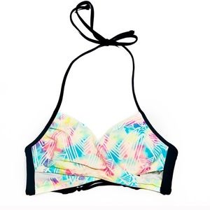 Victoria’s Secret bikini top